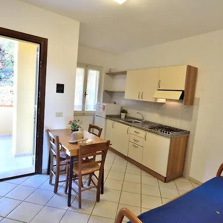 Residenza Mini - Rta E 3* Lacona