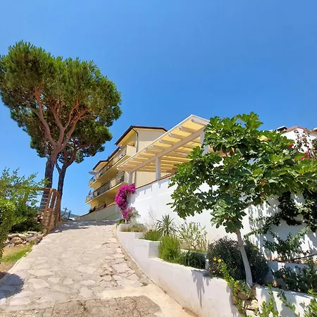 Apartmanhotel Residenza Mini - Rta E Lacona